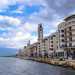 Oltrepassato largo Luigi Giannella (la cosiddetta rotonda), l'arteria si trasforma in lungomare Nazario Sauro e spalleggia il quartiere Madonnella, il cui affaccio al mare  rappresentato da grandi edifici istituzionali sorti duranti il Fascismo, tra i quali si distingue la torre del palazzo della Provincia